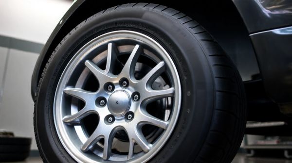 Top chaînes et chaussettes 205/65 R16 pour sécurité efficace